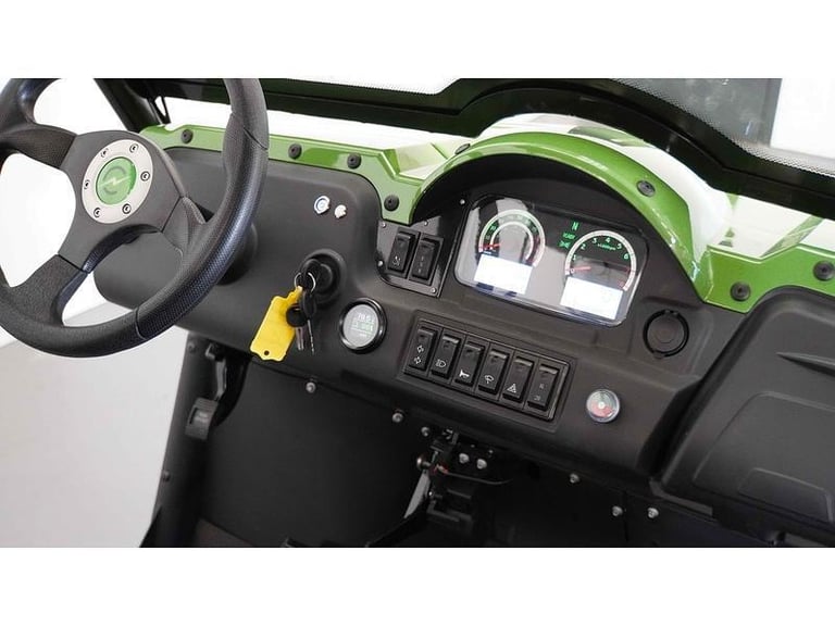 Electric Wheels Nipper Lite 4x4 UTV Gator