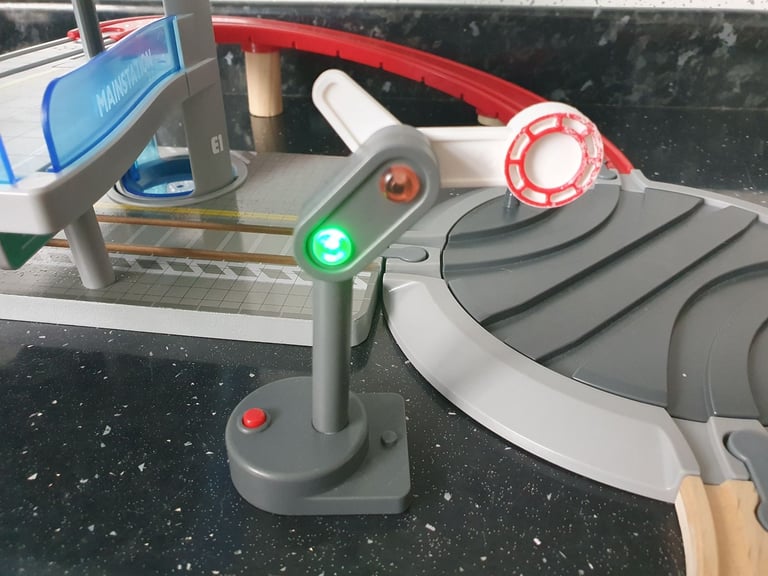 Play Tive Railway Set City Express Wooden Train Set lights sounds USB Battery train