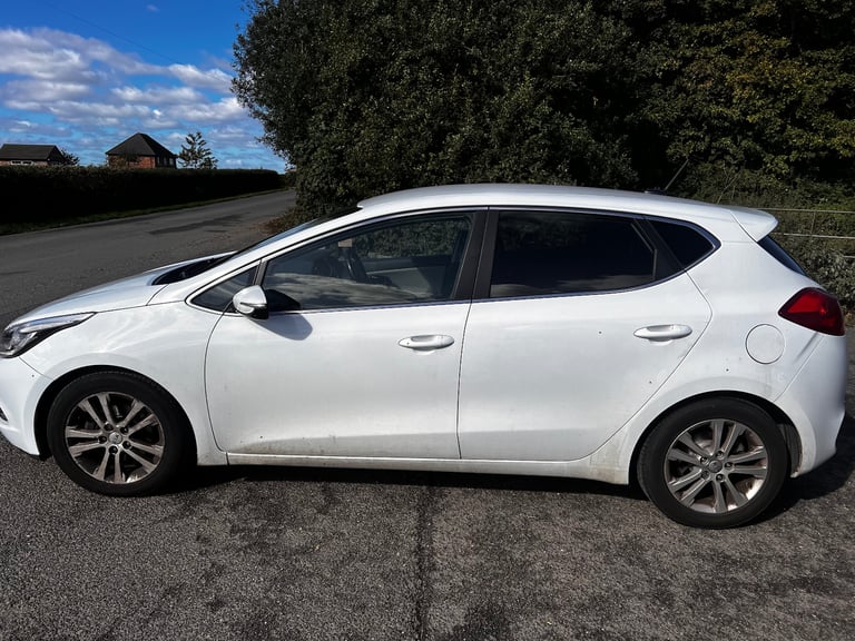 Kia, CEED, Hatchback, 2013, Manual, 1582 (cc), 5 doors ***£20 ROAD TAX*** HUGE SPEC