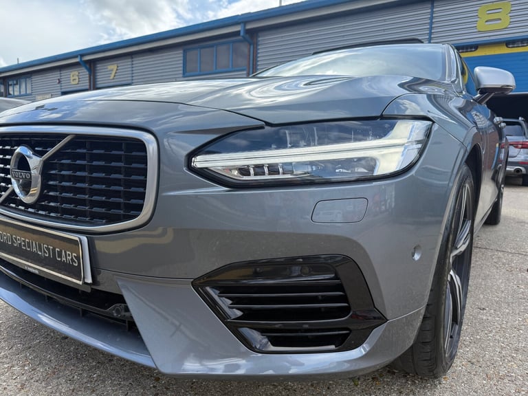 2018 Volvo S90 2.0 T8 Hybrid R DESIGN Pro 4dr AWD Geartronic SALOON Petrol Parallel Phev Automatic