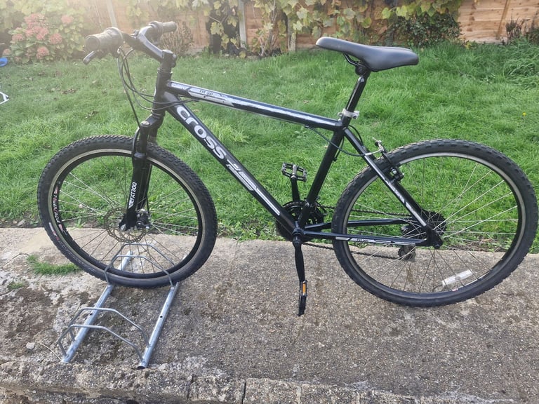 BOYS MENS GENTS ADULTS CROSS  26 INCH WHEELS 18 INCH FRAME 21 SPEED BIKE BICYCLE