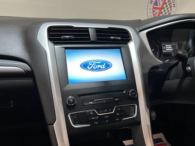 2015 Ford Mondeo 2.0 TDCi Zetec Estate 5dr Diesel Manual Euro 6 (s/s) (150 ps) Estate Diesel Manual