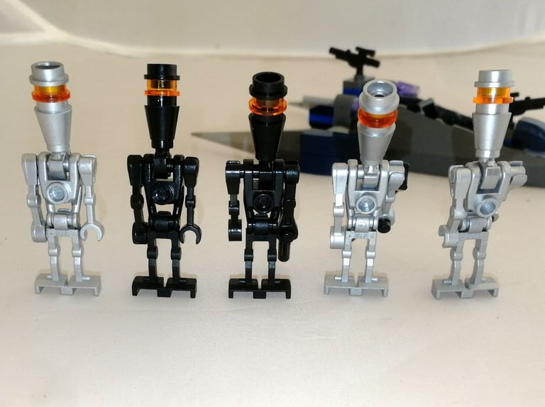 Lego Star Wars 8015 Assassin Droids Battle Pack With 5 Minifigures Instructions - 2 Available