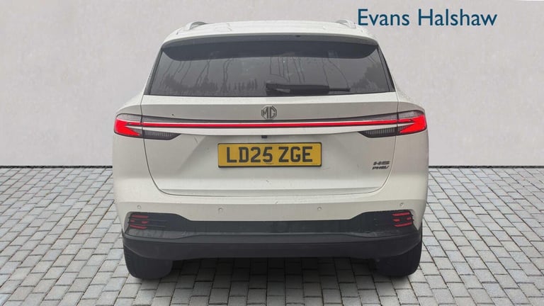  MG MG HS 1.5 T-GDI PHEV Trophy 5dr Auto Hatchback Plug-In Hy Automatic