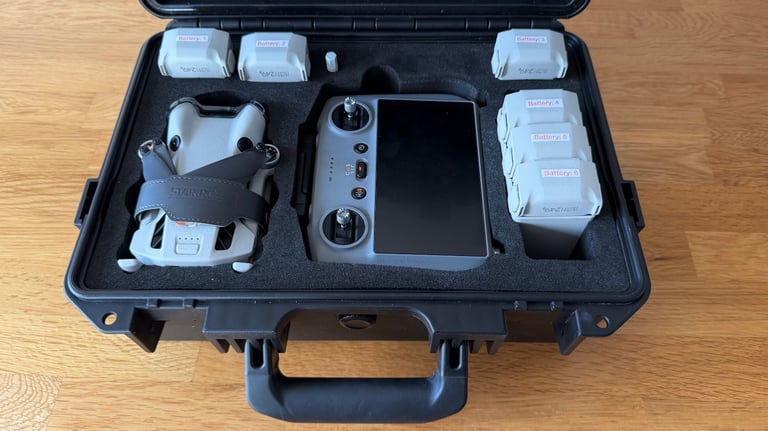 image for DJI Mini 4 Pro (Fly More Combo)   Six Batteries Cash On Collection / Monster Bundle!