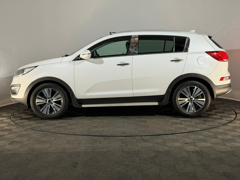 WHITE 2015 KIA SPORTAGE 3 SAT NAV ISG 1.7 DIESEL CRDI SUV 2 PREVIOUS OWNERS