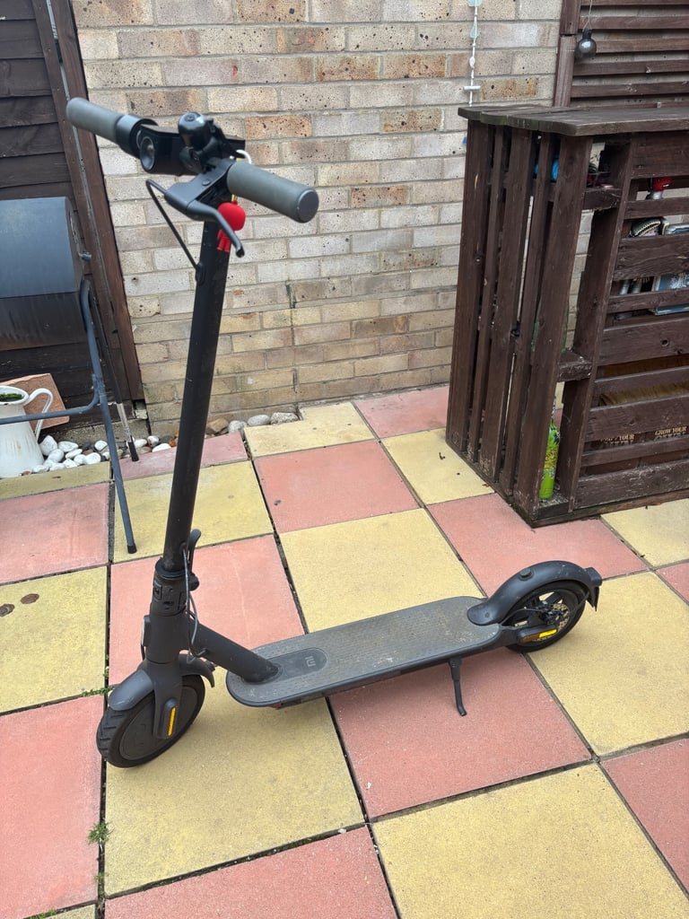 Electric scooter 