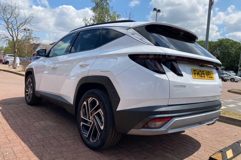 2025 Hyundai TUCSON 1.6 T-GDi 13.8kWh Ultimate Auto Euro 6 (s/s) 5dr ESTATE Petrol/Electric Hybri...