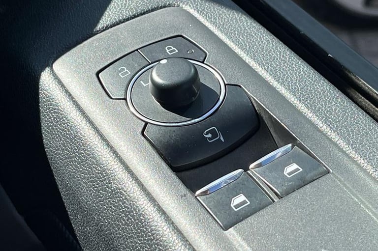 2024 Ford Transit Custom 2.0 EcoBlue 136ps H1 Van Limited PANEL VAN DIESEL Manual