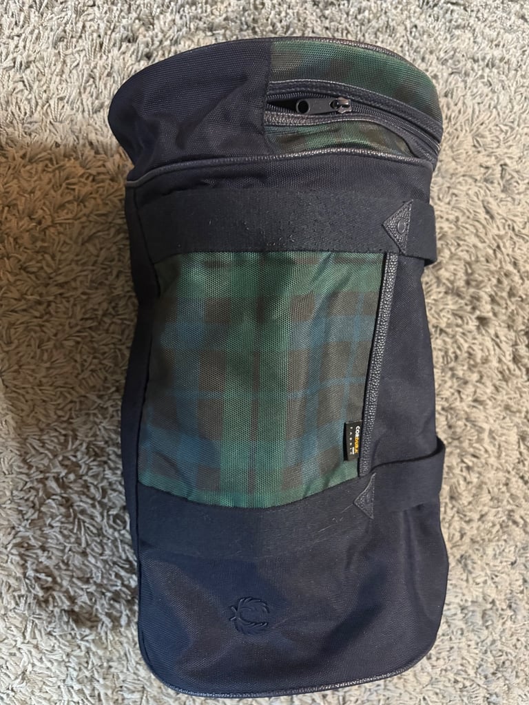 Fred Perry Barrel Bag