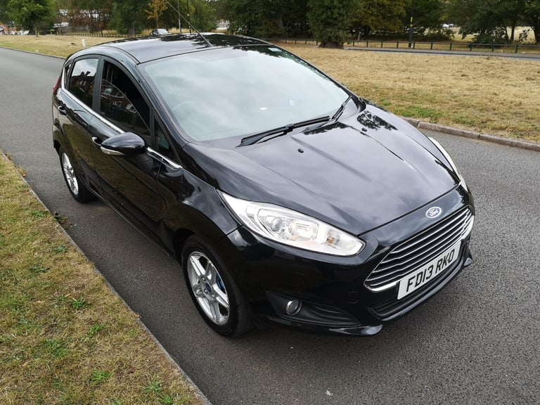 2013 Ford Fiesta Zetec 1.2cc 5 Door Very Low Miles 68k MOT Excellent 1st Car!!!