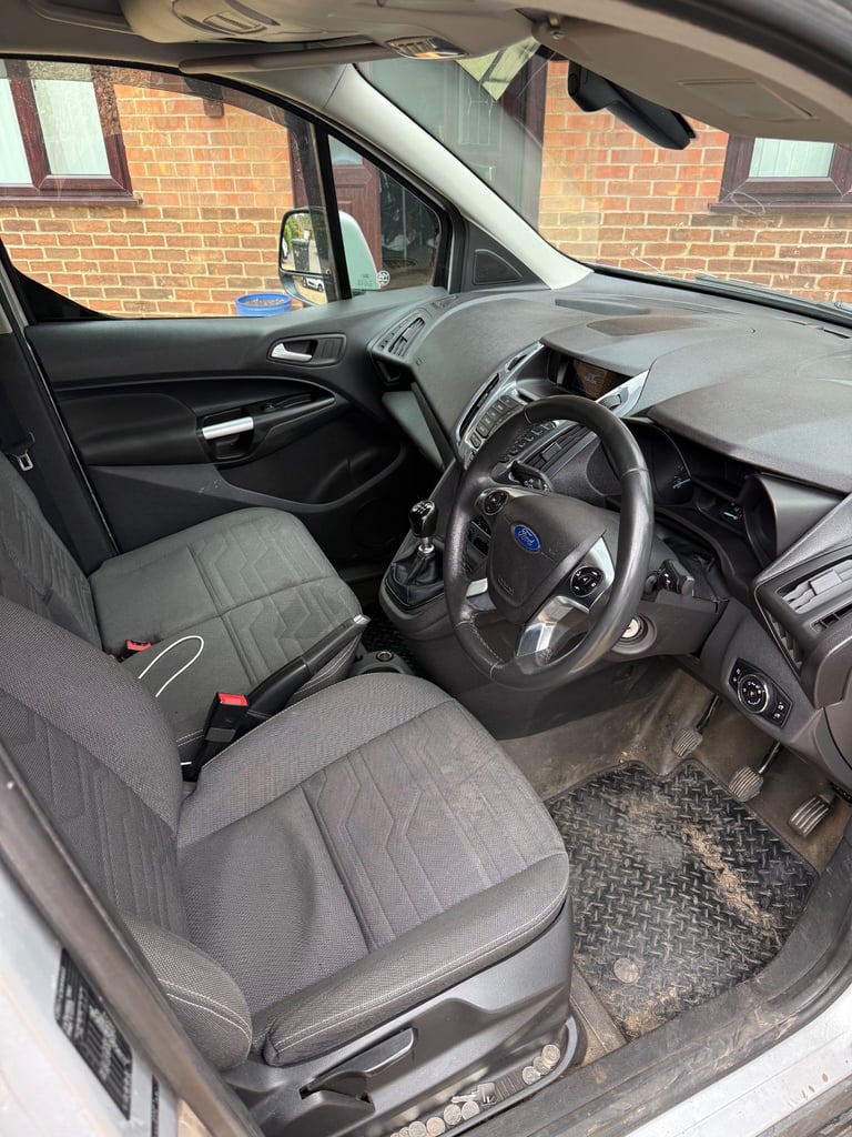 Ford, TRANSIT CONNECT Trend, 2015, Manual, 1560 (cc)