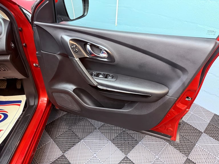 2017 Renault Kadjar 1.5 dCi Dynamique S Nav EDC Euro 6 (s/s) 5dr HATCHBACK Diesel Automatic