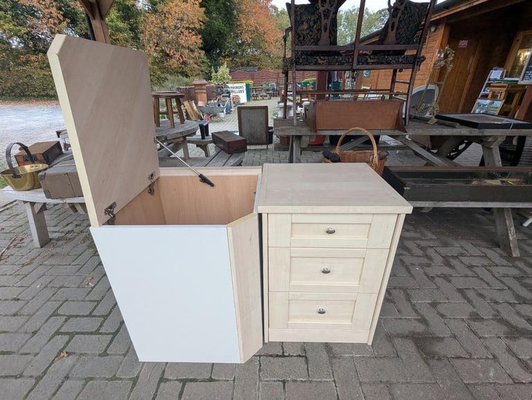 Bedroom furniture 
