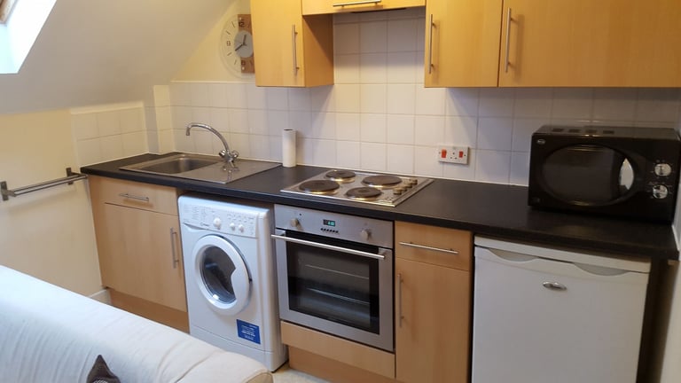 1 bed flat to rent in Redfield
