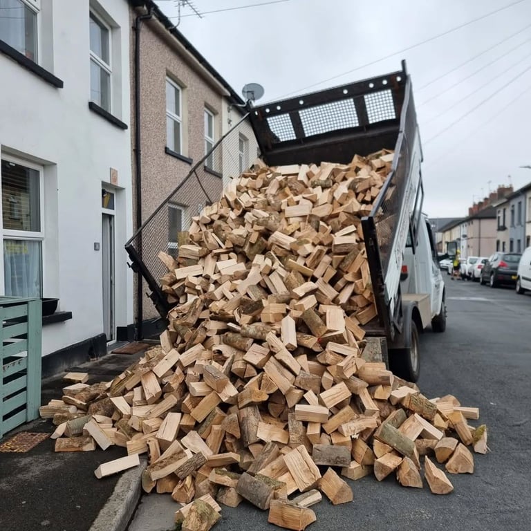 KILN DRIED HARDWOOD LOGS