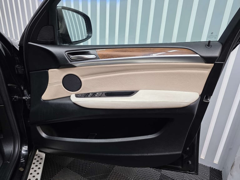 2009 BMW X6 3.0 35d SUV 5dr Diesel Steptronic xDrive Euro 4 (286 ps) SUV Diesel Automatic