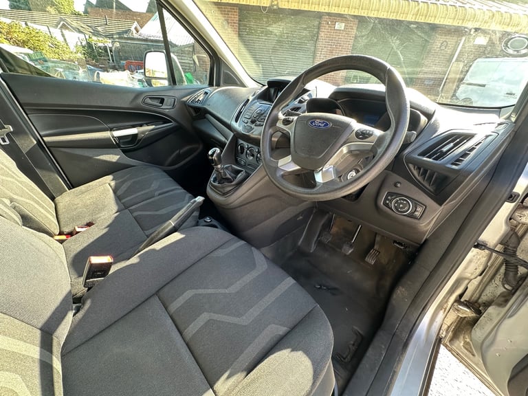 2014 Ford Transit Connect Trend LWB A/C FSH Cam belt done April MOT