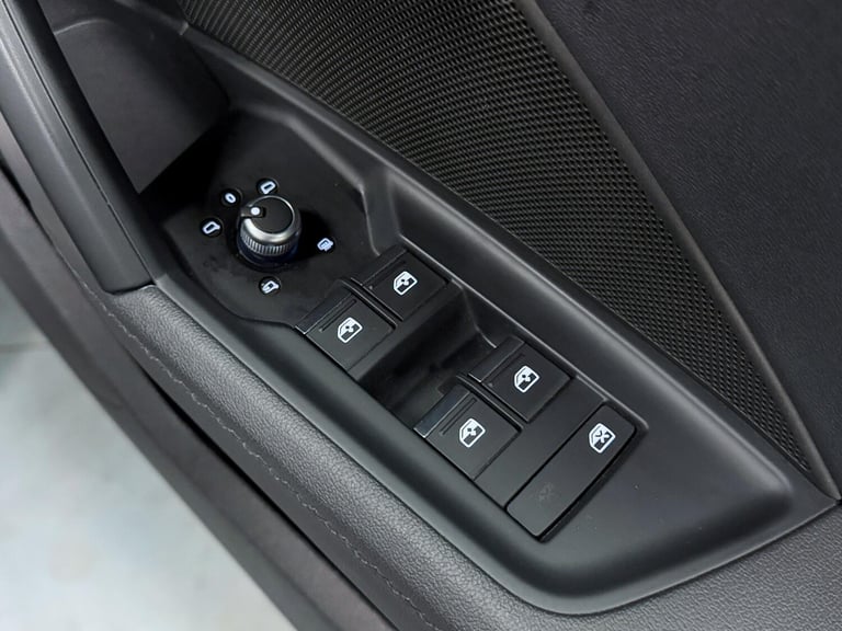 2022 Audi A3 1.5 TFSI 35 S line Sportback 5dr Petrol S Tronic Euro 6 (s/s) (150 ps) HATCHBACK Pet...