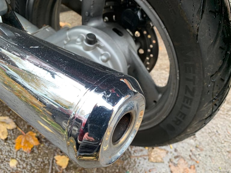 1999 Yamaha XJ900S DIVERSION SHAFT' WITH FULL GIVI LUGGAGE (CLASSIC MOTORCYCLE)