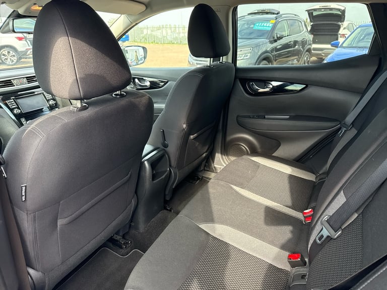 2018 Nissan Qashqai 1.3 Dig-T Acenta Premium SUV/Crossover Petrol Manual