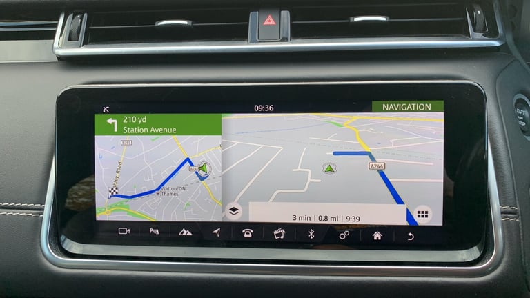 2018 Land Rover Range Rover Velar 2.0 D240 R-Dynamic SE SUV 5dr Diesel Auto 4WD Euro 6 (s/s) (240...