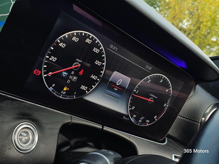  Mercedes-Benz E Class 2.0 E220d AMG Line (Premium) G-Tronic+ Euro 6 (s/s) 4dr Diesel Automatic