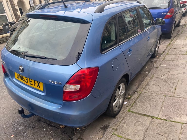 Skoda, FABIA, Estate, 2014, Manual, 1197 (cc), 5 doors