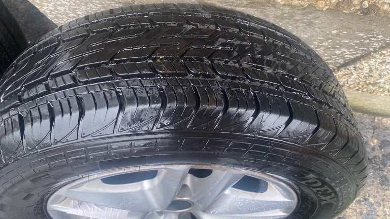 Volkswagen Tiguan alloys 16inch