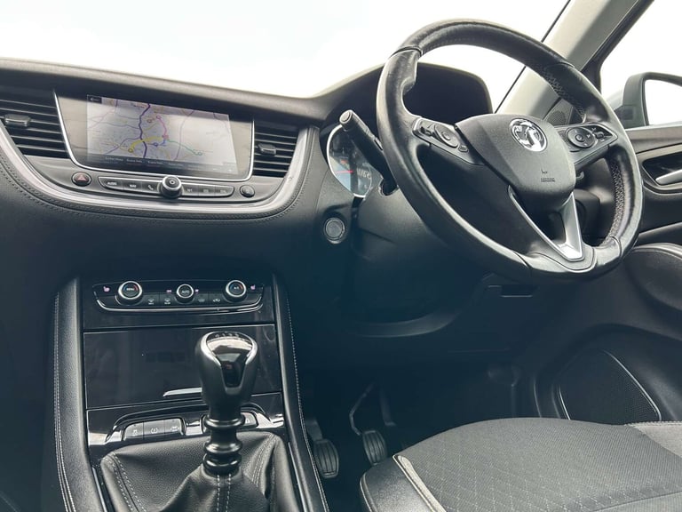 2018 Vauxhall Grandland X 1.2 Grandland X Sport Nav T S/S 5dr SUV Petrol Manual