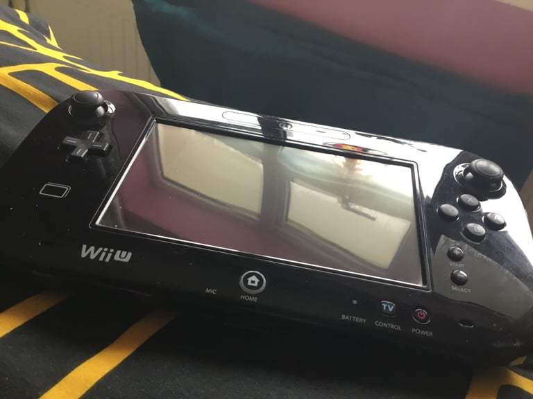 Wii u console bundle,super smash bros, super mario 3D World etc