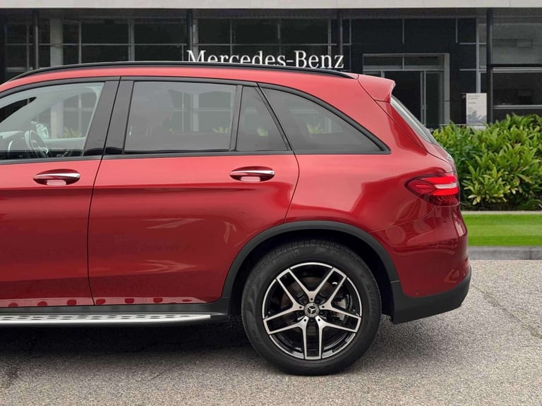 2018 Mercedes-Benz GLC 250 4Matic AMG Line Premium Plus 5dr 9G-Tronic SUV Petrol Automatic