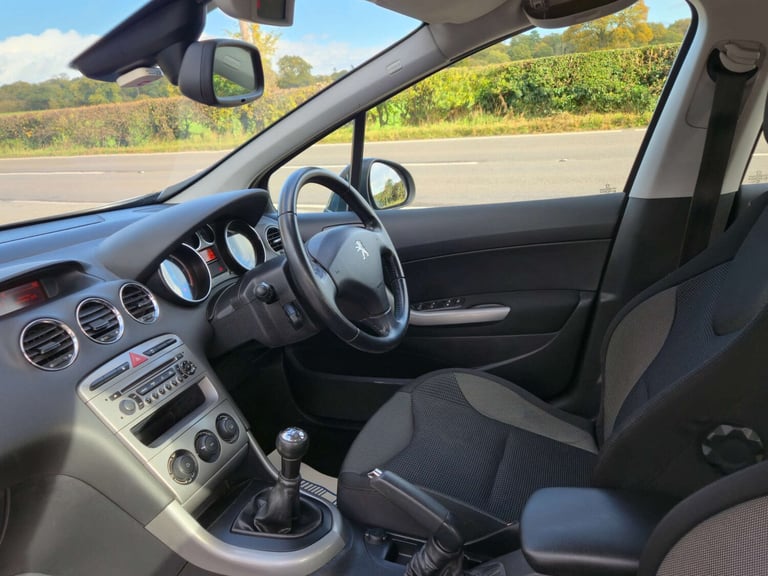 2012 Peugeot 308 1.6 308 Active HDi 5dr Hatchback Diesel Manual