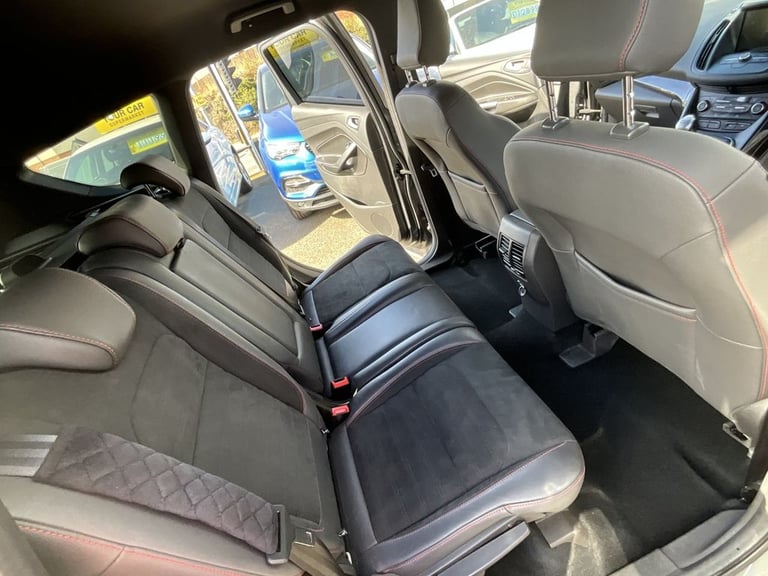 2018 Ford Kuga 1.5T EcoBoost GPF ST-Line SUV 5dr Petrol Manual Euro 6 (s/s) (150 ps) HATCHBACK Pe...