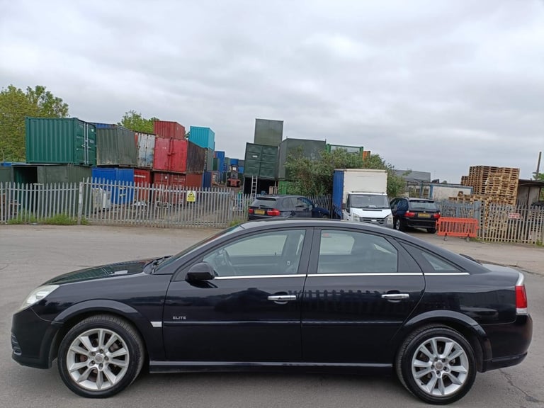 2007 Vauxhall Vectra 2.2i 16v Elite 5dr HATCHBACK Petrol Automatic