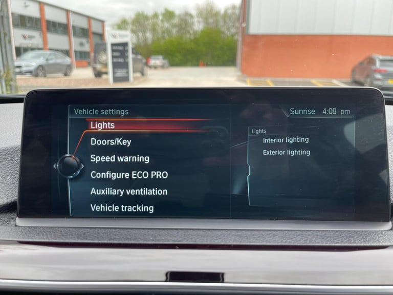 2016 BMW 3 Series 2.0 318d M Sport Auto Euro 6 (s/s) 4dr SALOON Diesel Automatic