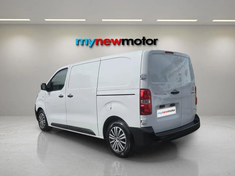 2022 Citroen Dispatch 1.5 BlueHDi 1000 Enterprise Pro M FWD 2 Euro 6 (s/s) 6dr PANEL VAN Diesel M...