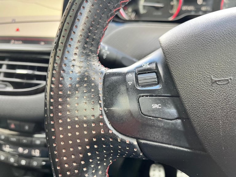 PEUGEOT 2008 1.2 PureTech GPF GT Line 2019