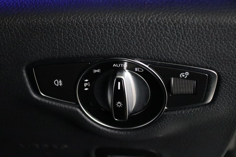 2020 Mercedes-Benz E Class 2.0 E300de 13.5kWh AMG Line Edition G-Tronic+ Euro 6 (s/s) 4dr SALOON ...