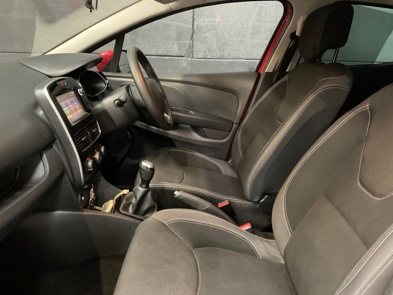 2018 Renault Clio 0.9 TCe Iconic Hatchback 5dr Petrol Manual Euro 6 (s/s) (90 ps) Hatchback Petro...
