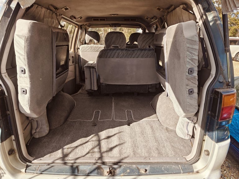Mitsubishi Delica Space Gear, 1995, 2.8 diesel