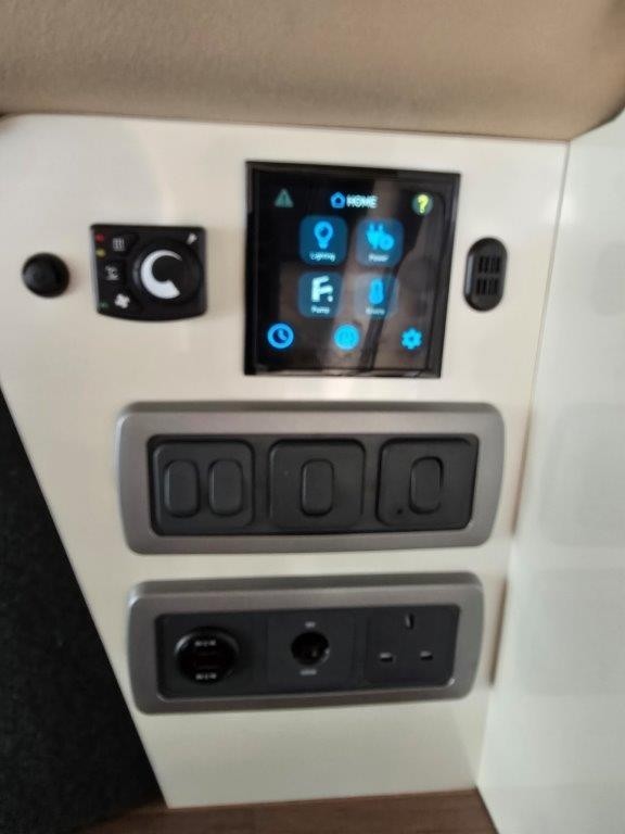 Wellhouse Toyota Vellfire