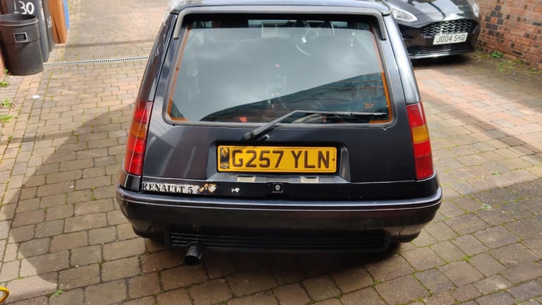 Renault 5 Gt turbo project for restoration 