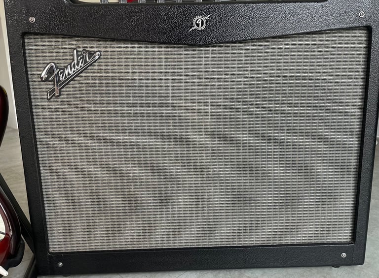 Fender Mustang IV (v.2)