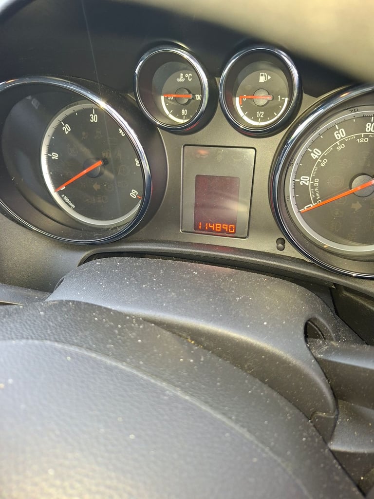 Vauxhall, ASTRA, Hatchback, 2012, Manual, 1686 (cc), 5 doors