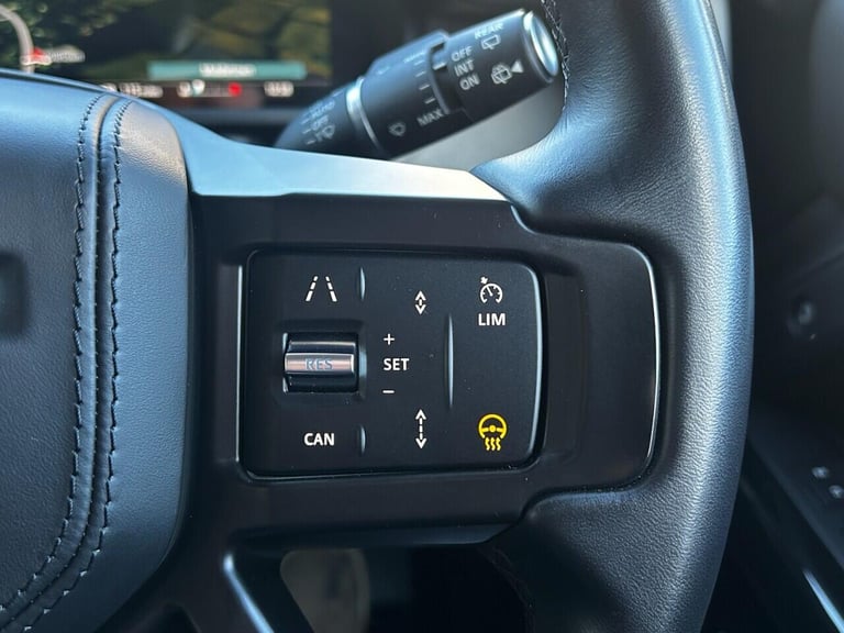 2023 Land Rover Defender 3.0 D250 Hard Top HSE Auto PANEL VAN DIESEL Automatic