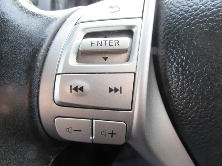 2016 Nissan Pulsar 1.5 dCi N-Tec 5dr HATCHBACK Diesel Manual