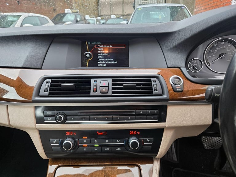2013 BMW 5 Series 2.0 520d SE Auto Euro 5 (s/s) 4dr SALOON Diesel Automatic