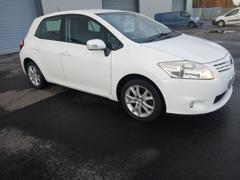 image for Toyota, AURIS, Hatchback, 2012, Manual, 1598 (cc), 5 doors