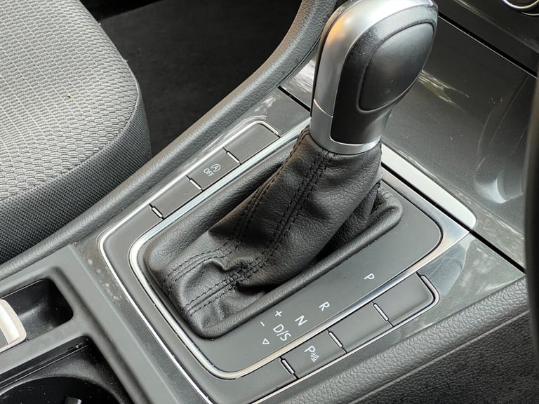 2018 Volkswagen Golf 1.0 TSI SE Nav DSG Euro 6 (s/s) 5dr HATCHBACK Petrol Automatic